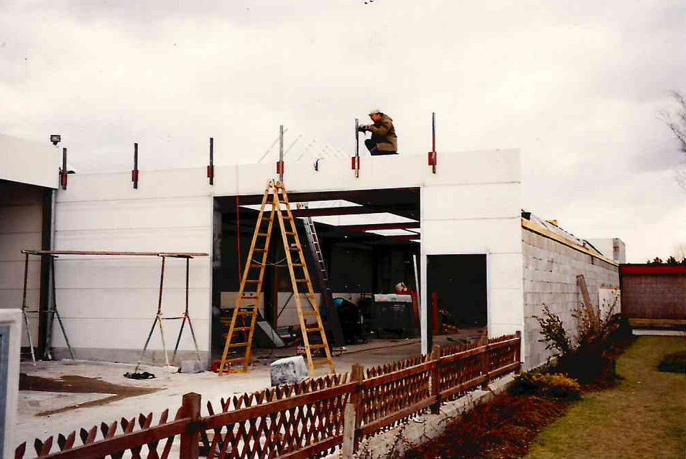 Hallen-Erweiterung